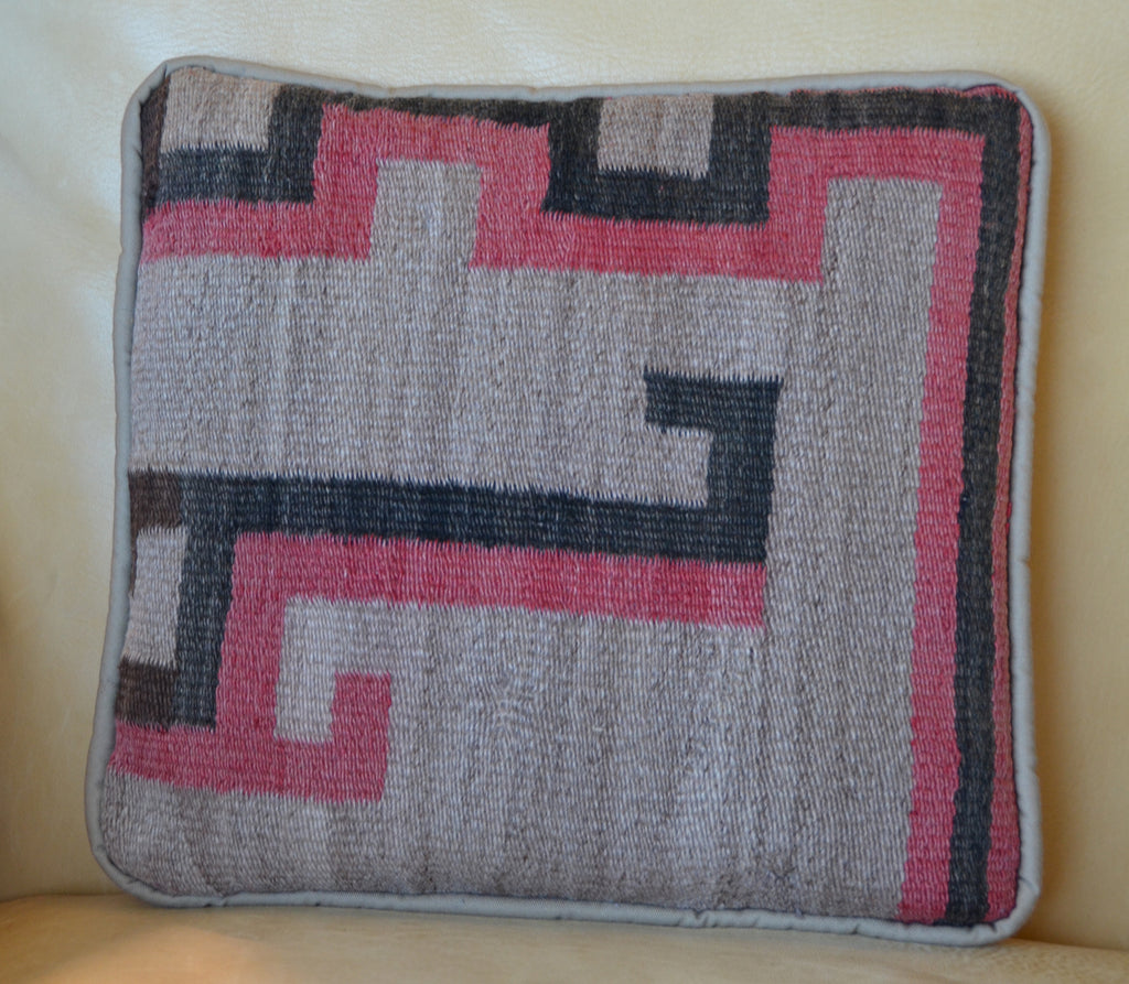 Navajo Pillow : Transitional : P 109 : 14" x 15"