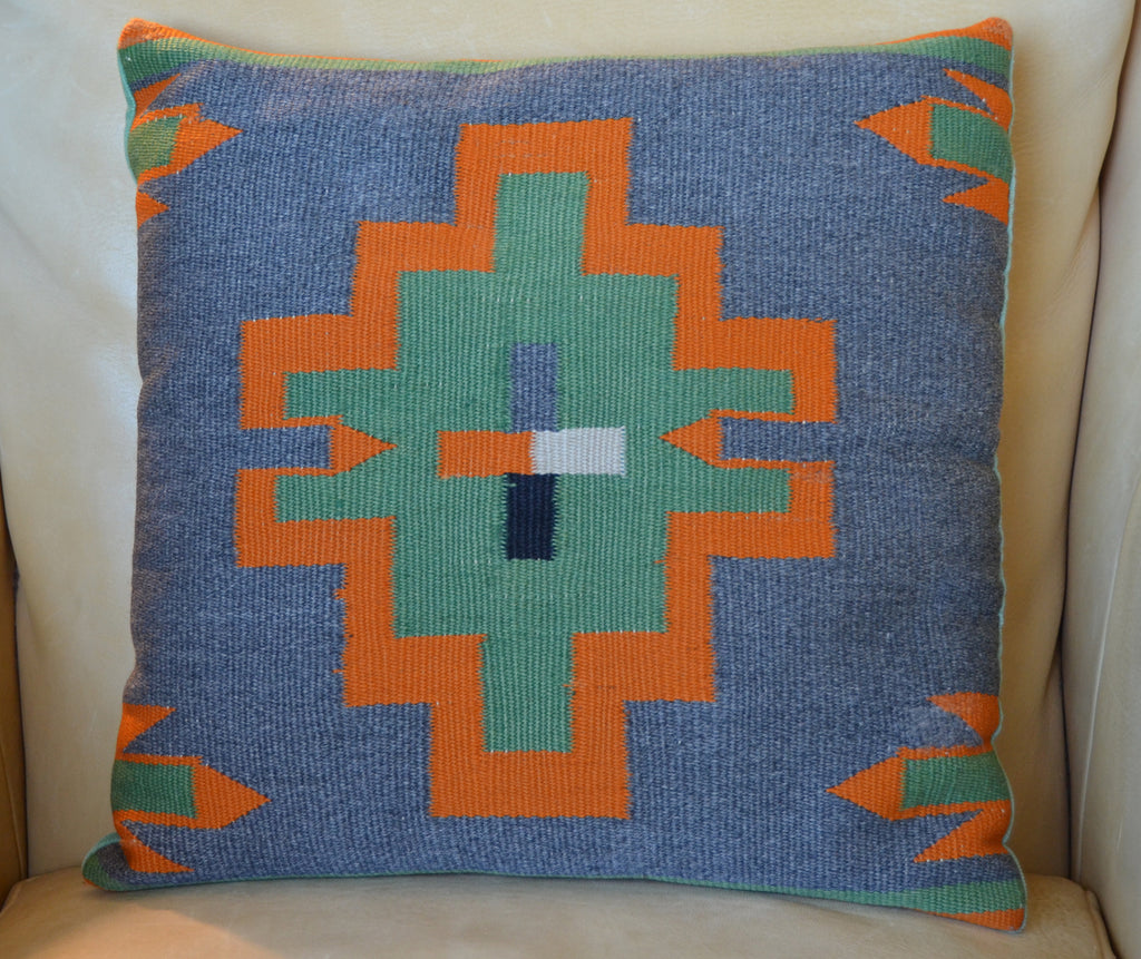 Navajo Pillow : Transitional : P 112 : 16" x 16"