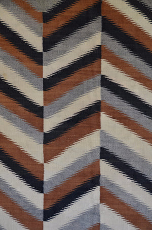 Optical Art Eye Dazzler Navajo Rug Weaving : Historic : GHT 731 : 40" x 64" - Getzwiller's Nizhoni Ranch Gallery