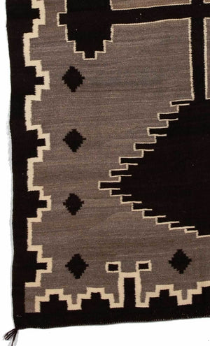Crystal Navajo Weaving : Historic : GHT 2193 : 50" x 81" - Getzwiller's Nizhoni Ranch Gallery