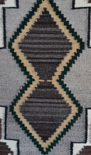 Innovative design Navajo Rug : Malinda Nez :  Churro 1715 : 22.5" x 46" (1'10.5" x 3'8")
