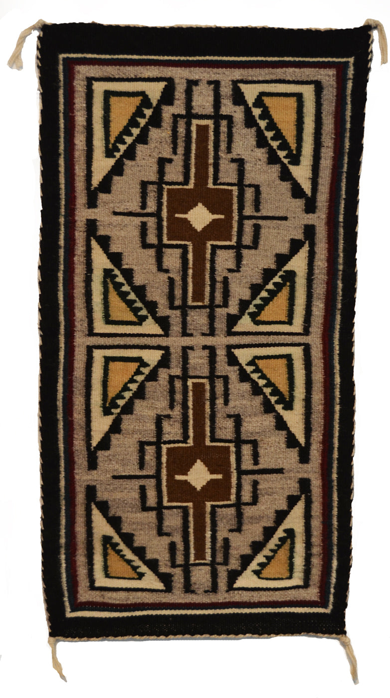 Teec Nos Pos Navajo Rug : Malinda Nez : Churro 1724 : 16" x 30" (1'4" x 2'6")