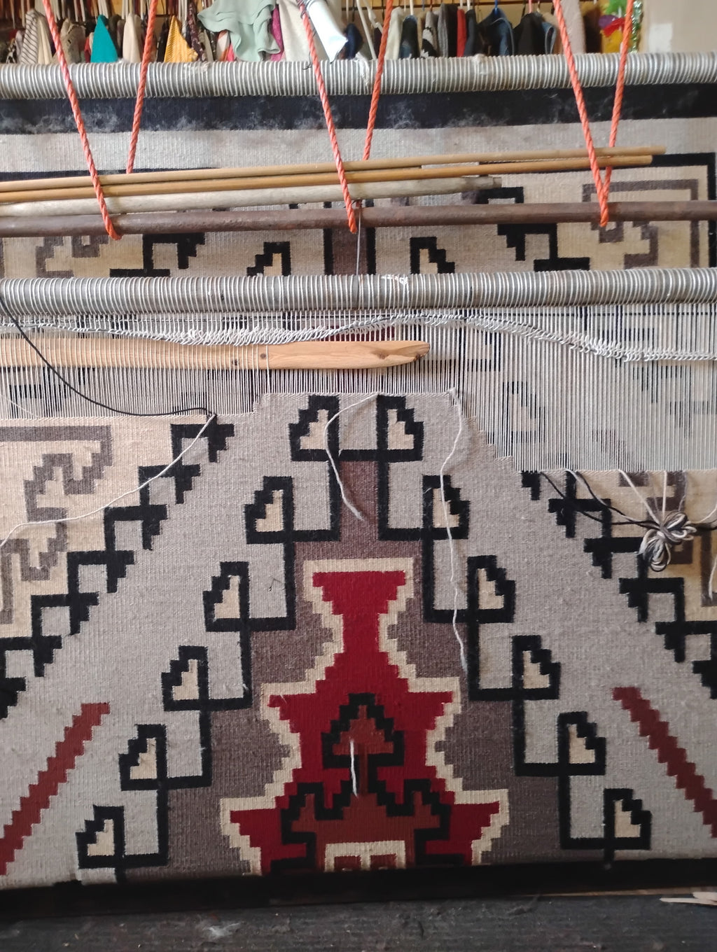 Crystal : Navajo Rug : Geraldine Phillips : Looming Attractions
