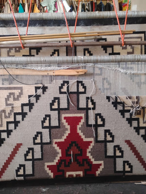Crystal : Navajo Rug : Geraldine Phillips : Looming Attractions