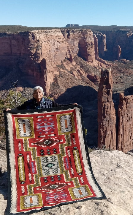 Storm Pattern Navajo Rug : Elsie Bia : on the loom