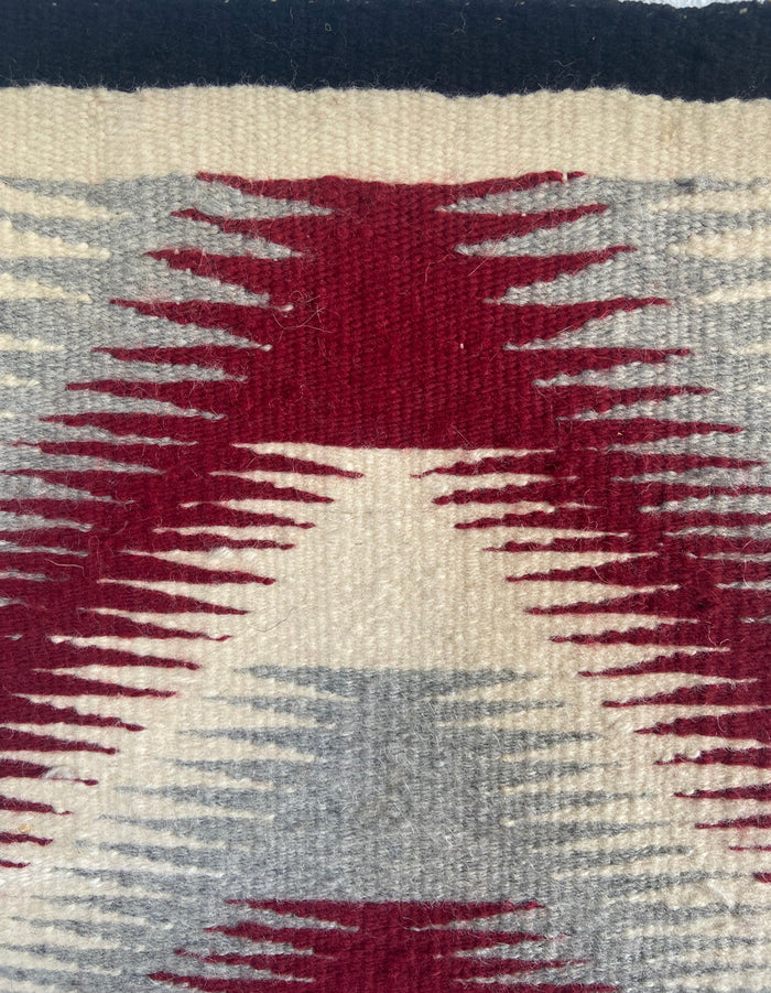 Throw Navajo Weaving : 3433 : 13" x 21" (1'1" x 1'9")