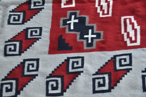 Ganado Navajo Weaving : Gloria Bitsui : 3076 : 6.5' x 7.5' - Getzwiller's Nizhoni Ranch Gallery