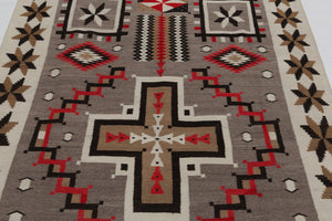 JB Moore Navajo Rug : Historic : PC 104 : 51″ x 78″ : (4'3" x 6'6")