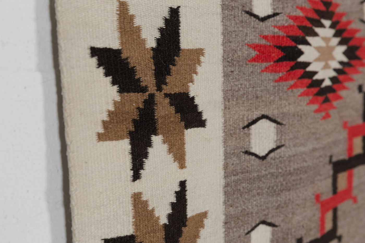 JB Moore Navajo Rug Historic PC 104 51″ x 78″ (4'3" x 6'6