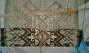 Teec Nos Pos Navajo Rug: Ava Tsosie : Looming Attractions - Getzwiller's Nizhoni Ranch Gallery