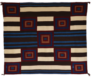 Manta : Navajo Weaving : Elena Teller : Churro 349 : 47" x 55" (3'11" x 4'7")