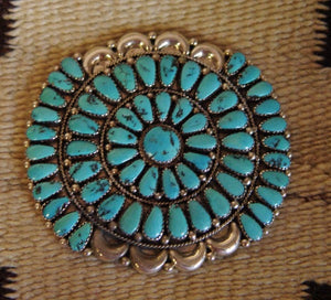 Native American Jewelry : Navajo : Kingman Turquoise Pin : Justin And Saraphina Wilson : NAJ-18 - Getzwiller's Nizhoni Ranch Gallery