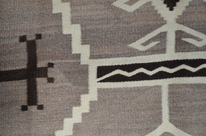 Two Grey Hills - Toadlena Navajo Weaving : Historic : PC 129 : 46" x 65" - Getzwiller's Nizhoni Ranch Gallery