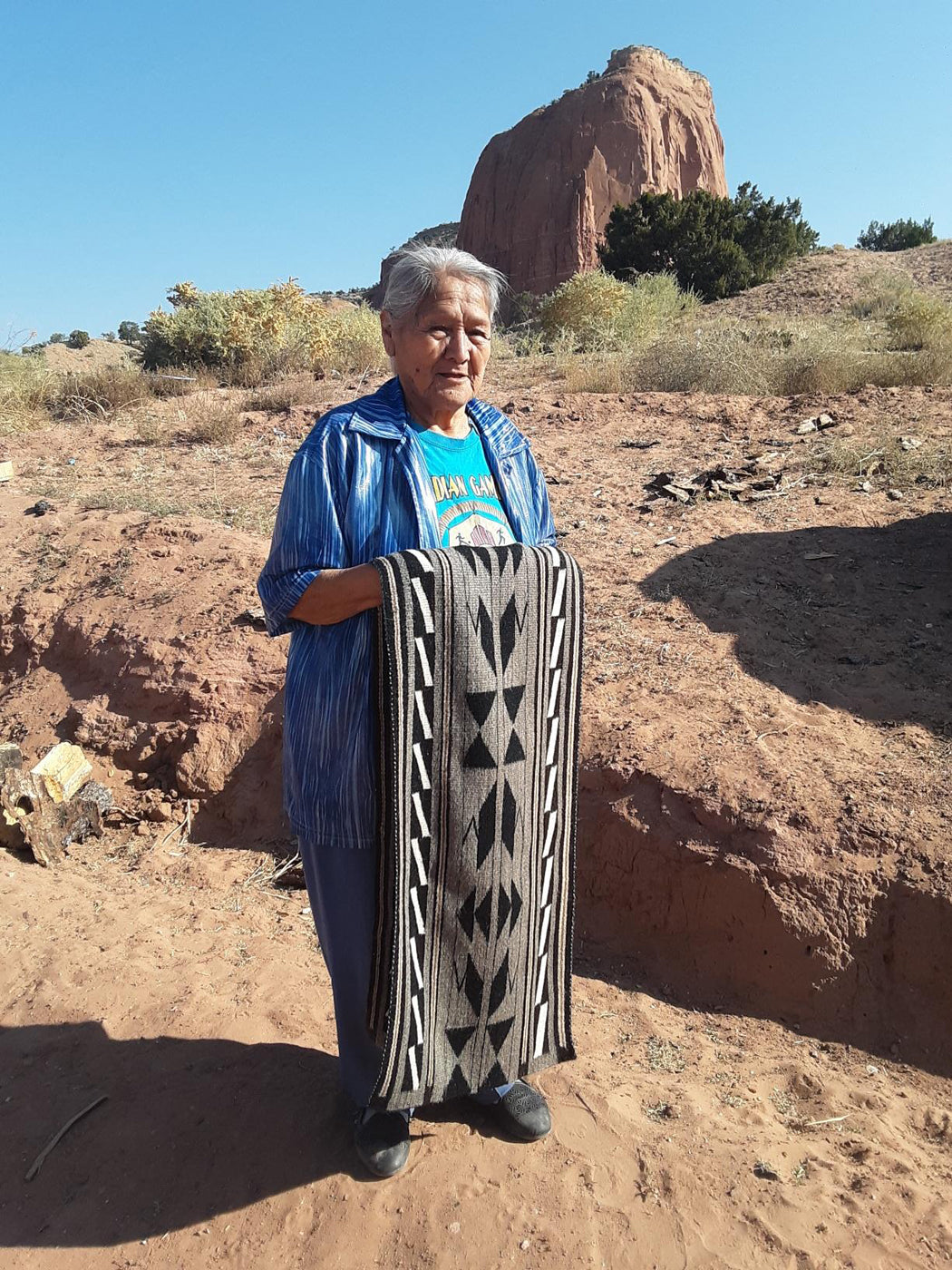 Navajo Shawl : Julia Upshaw : Churro 1652 : 16 x 69 (2'4 x 5'9) –  Nizhoni Ranch Gallery