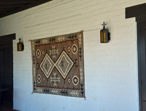 JB Moore- Crystal Pictorial Navajo Rug : Historic : PC 17