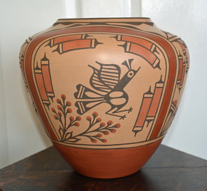 Native : American: Zia Pueblo Pot : Olla pot :  Ruby Panana: rp 25 - Getzwiller's Nizhoni Ranch Gallery